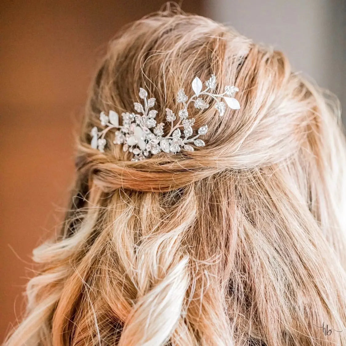 Avalon Crystal Rhinestone Bridal Hair Comb | Haute Bride display picture 3
