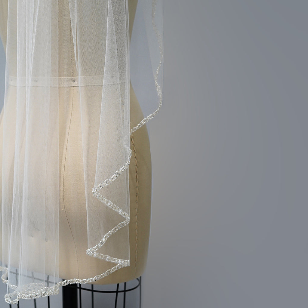 Bianca - Single Layer Chapel Length Veil With Scattered Diamantes